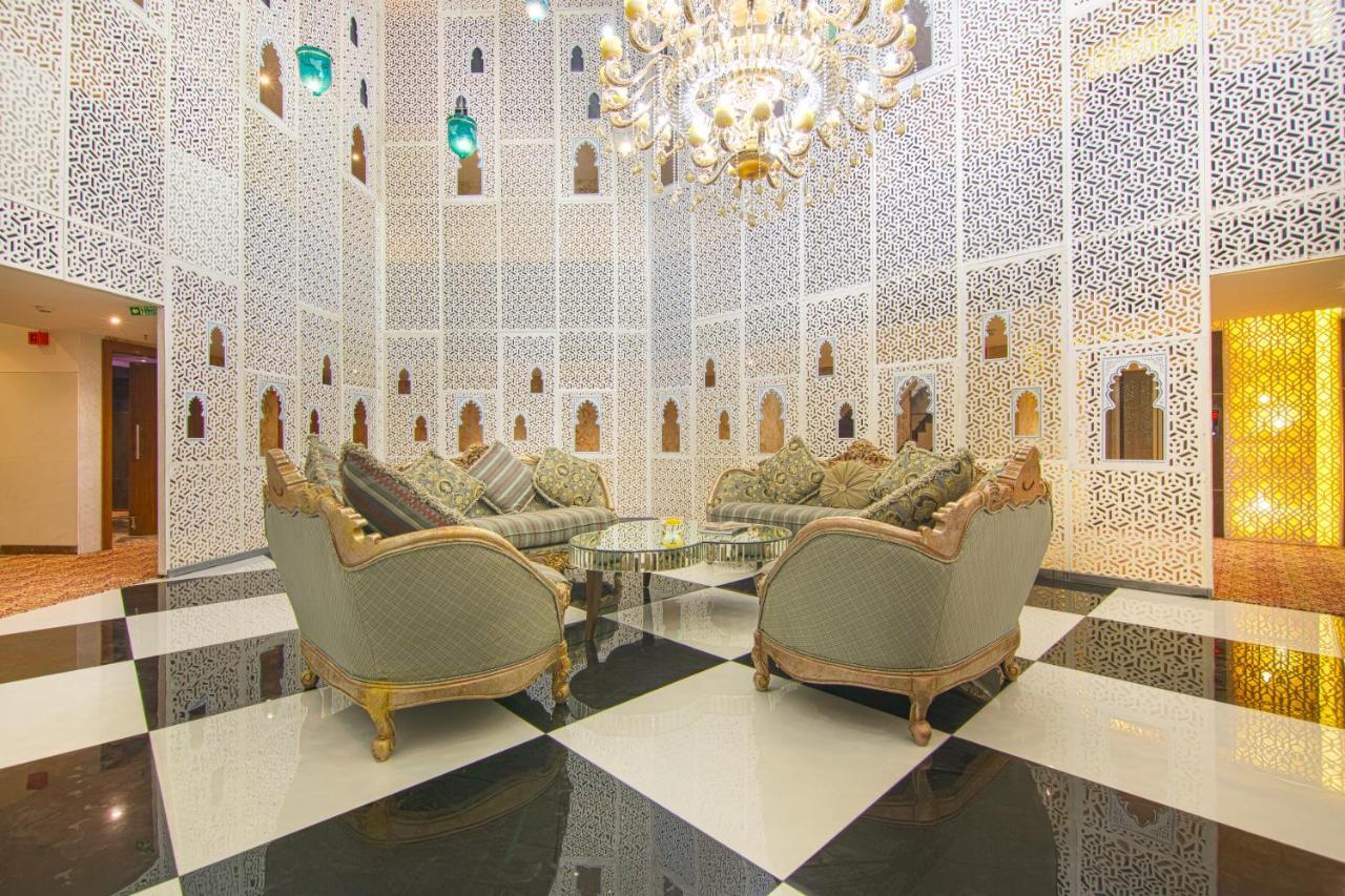 Отель Sarovar Portico , Индаур Экстерьер фото